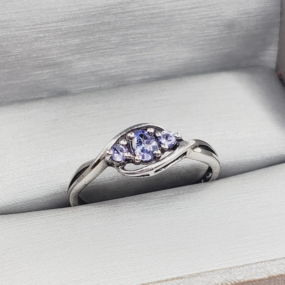 Genuine Oval & Round Tanzanite 925 Sterling Silver Three Stone Dainty Twist Ring